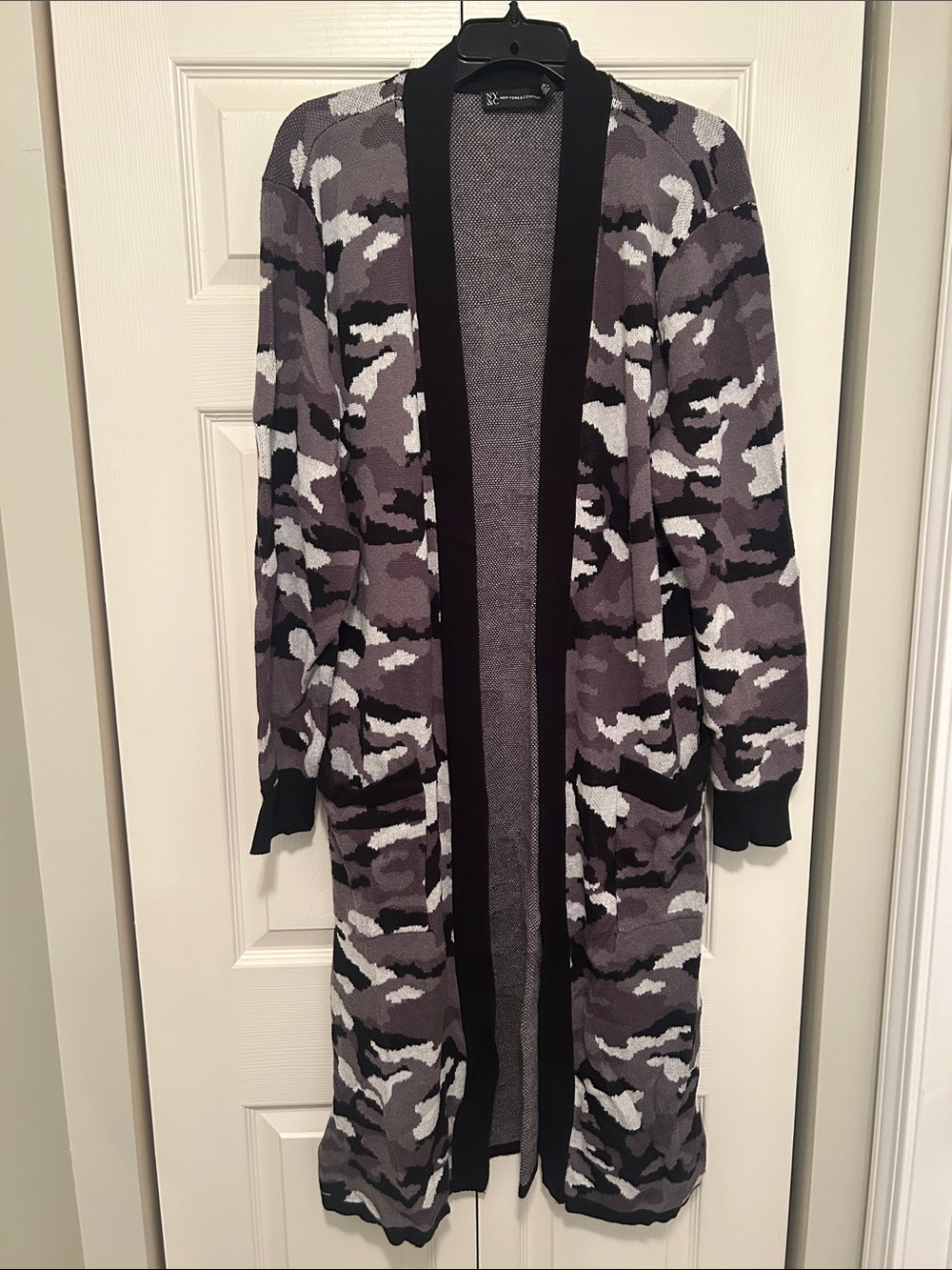 NY&C Long Open-Front Camouflage Cardigan Coatigan - Black/Gray/White